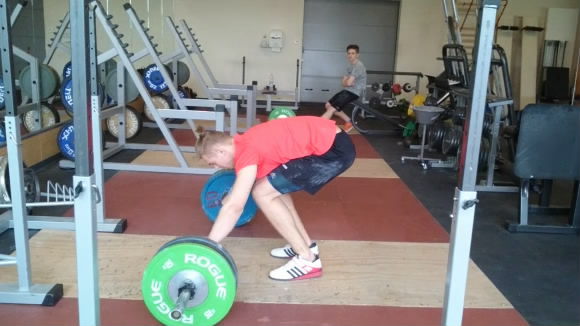 Training-2017-Reißen-100-kg-Versuch-2.mp4