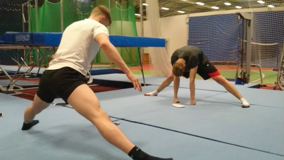 Training-2017-Spagat-2.mp4